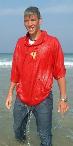 dive skin made of T-shirt, hoodie and jeans.